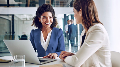 women working together