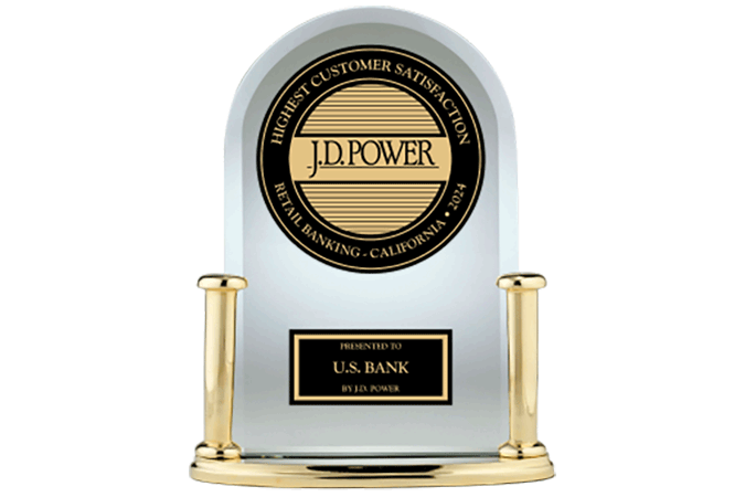 Trofeo de J.D. Power por Satisfacción al Cliente en la Banca Personal en California en 2024.